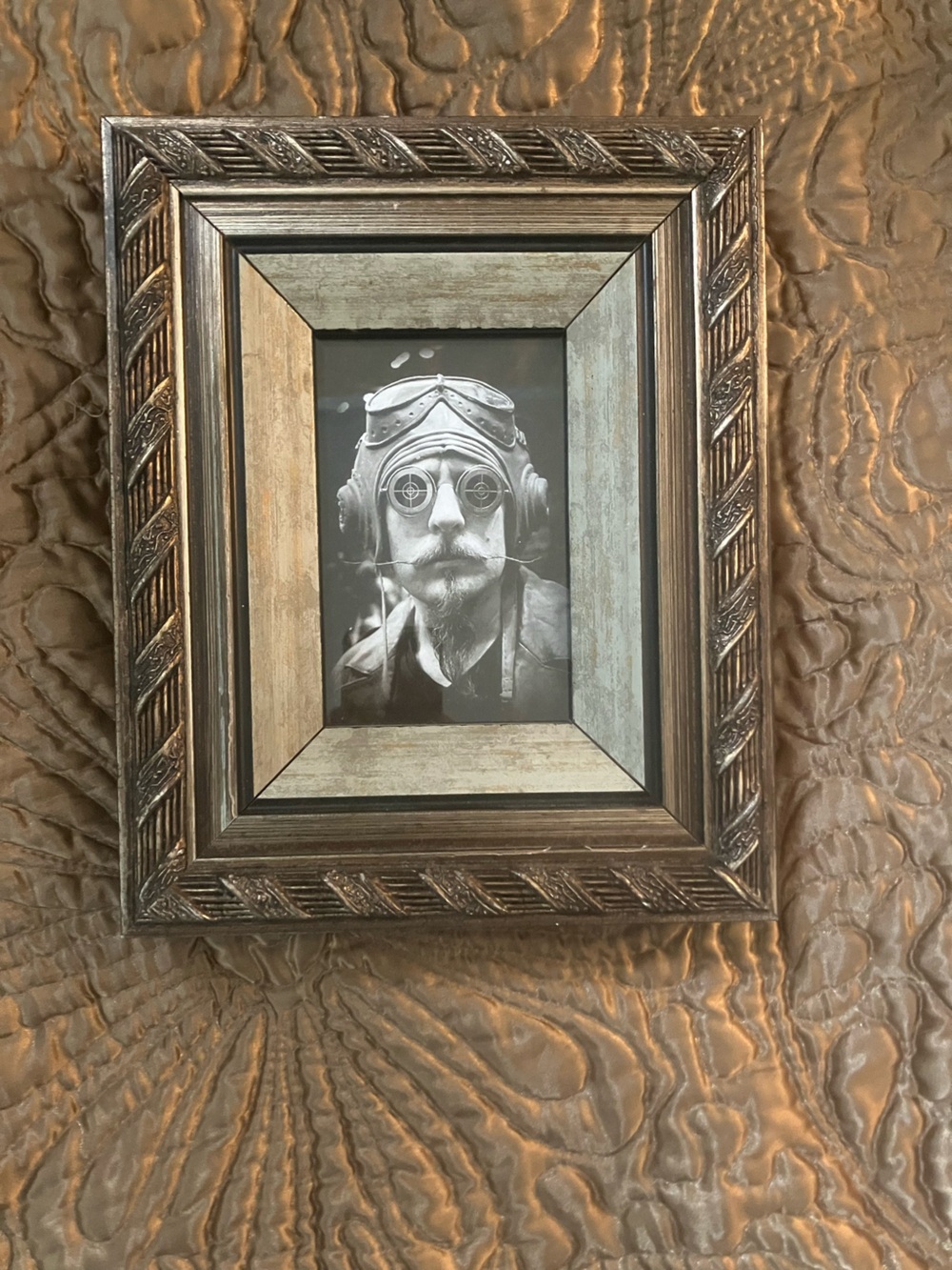 Decorative Rustic Bronze Picture Frame - Brown